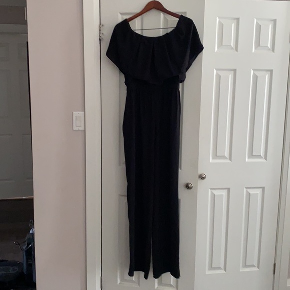 Black jumpsuit from Vince Camuto size 8 - Picture 5 of 7